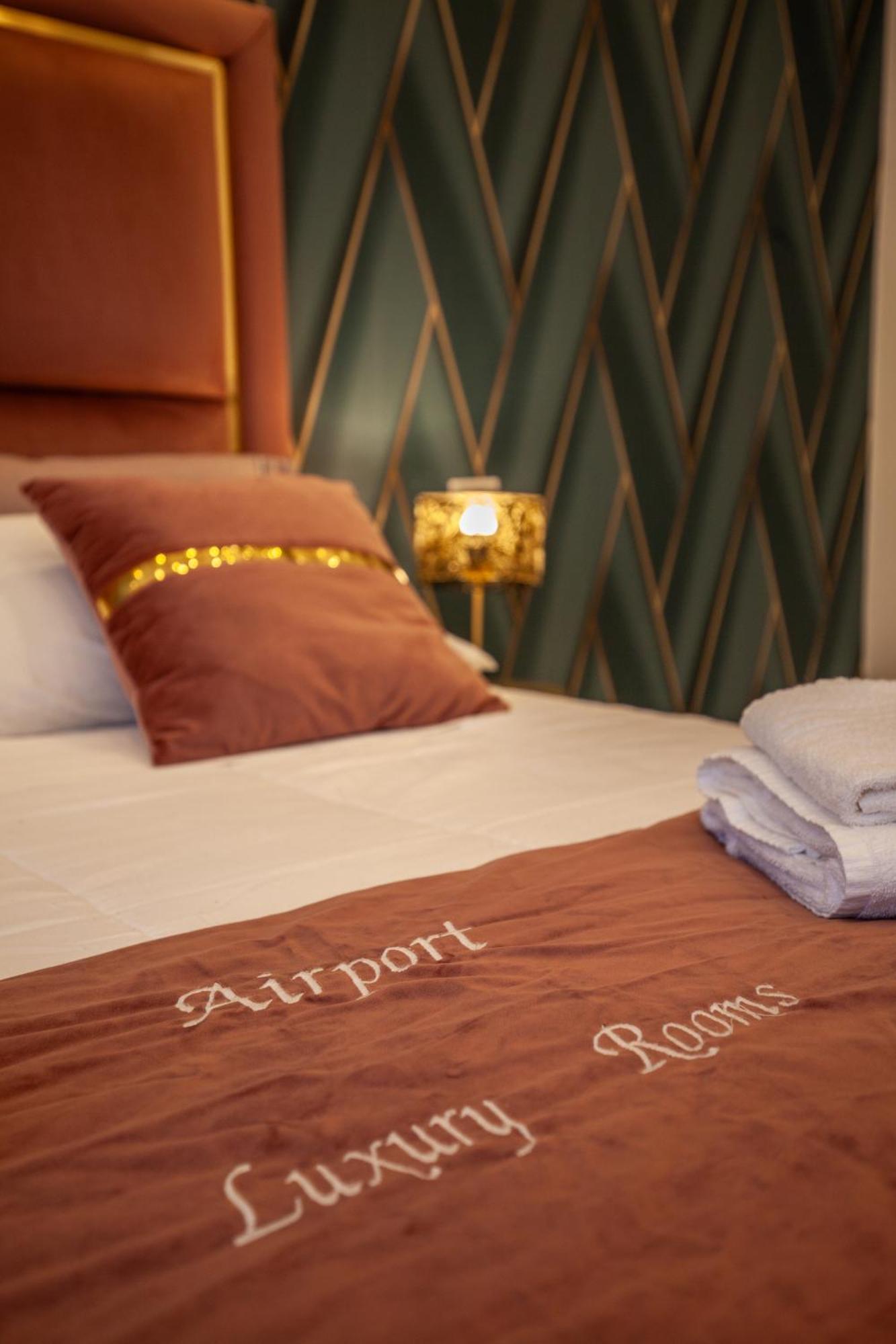 Airport Luxury Rooms Неаполь Екстер'єр фото